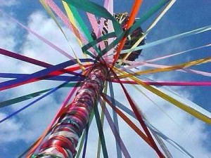 Maypole1